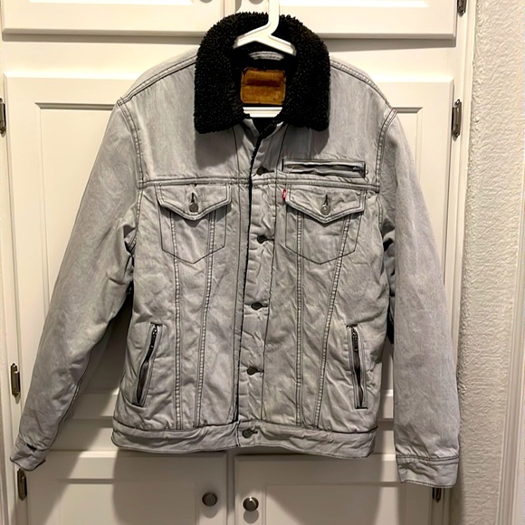 Levi’s Denim Trucker Jean Jacket